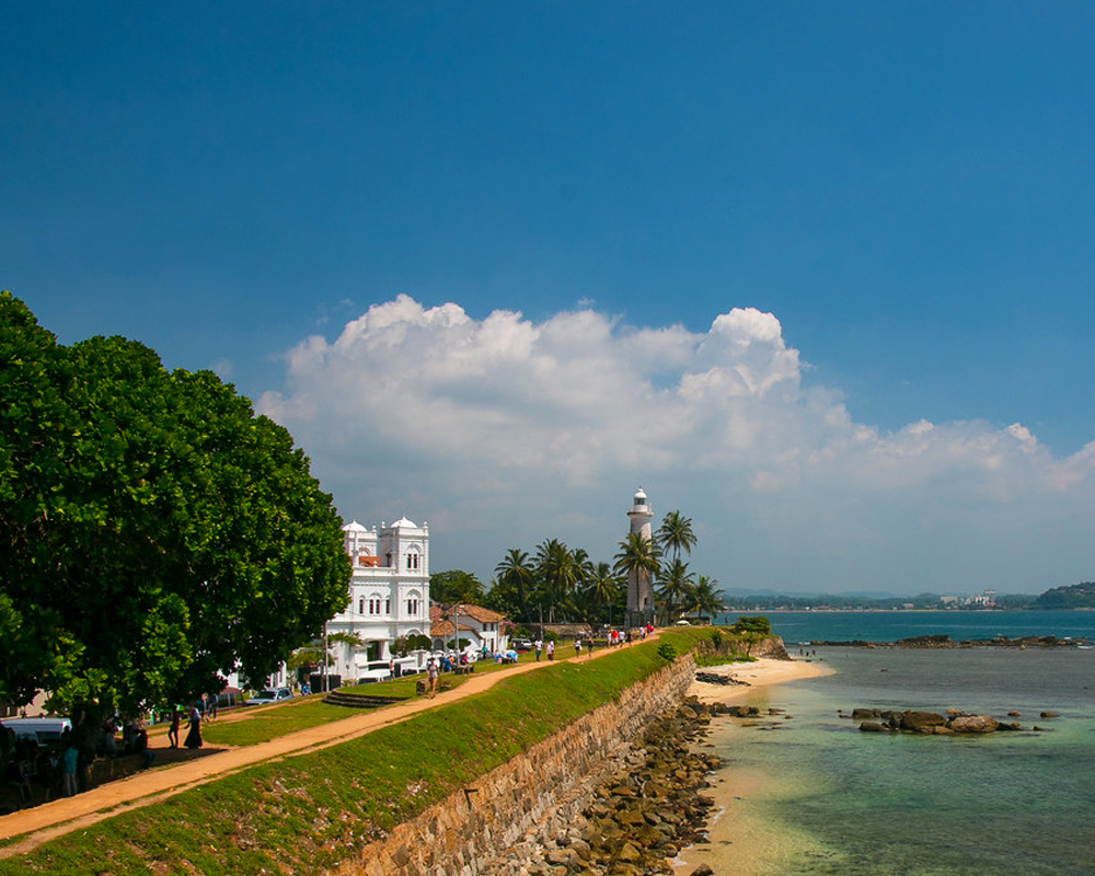 GALLE-FORT-LIGHT-HOUSE-GALLERY-IMAGE-KARUSAN-TRAVELS